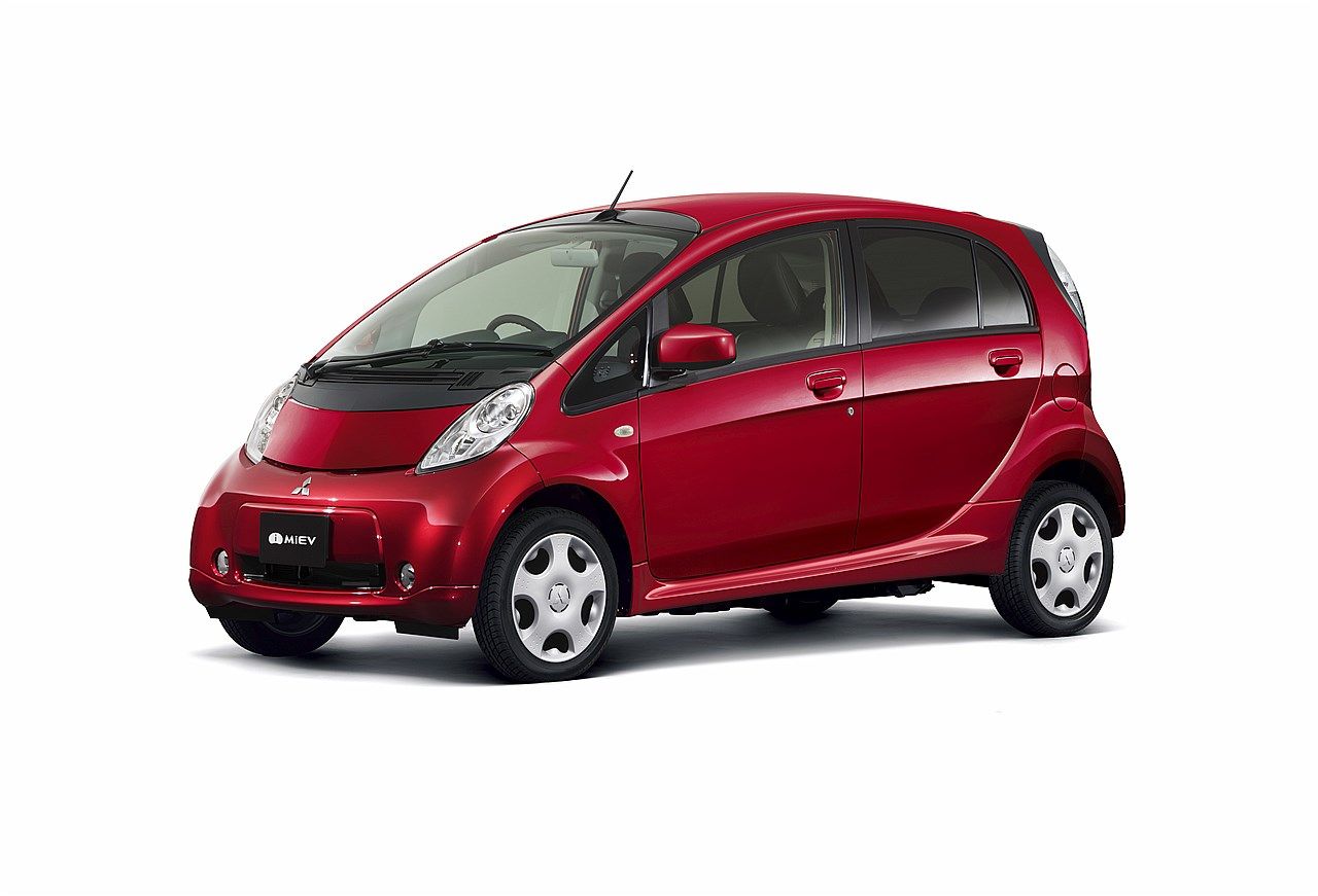 三菱自の「i-MiEV」（写真：三菱自動車工業）