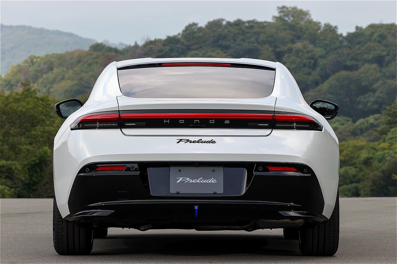 ホンダの新型「プレリュード」（写真：本田技研工業）