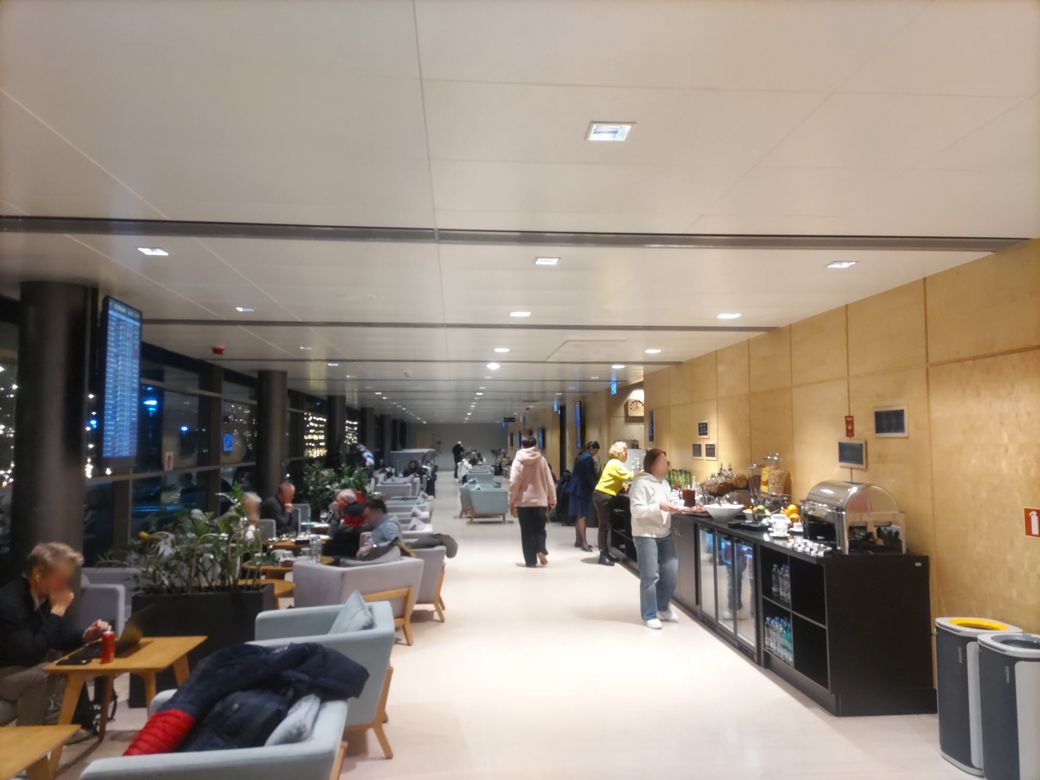 ラトビアのラウンジはこんな感じ（筆者撮影）