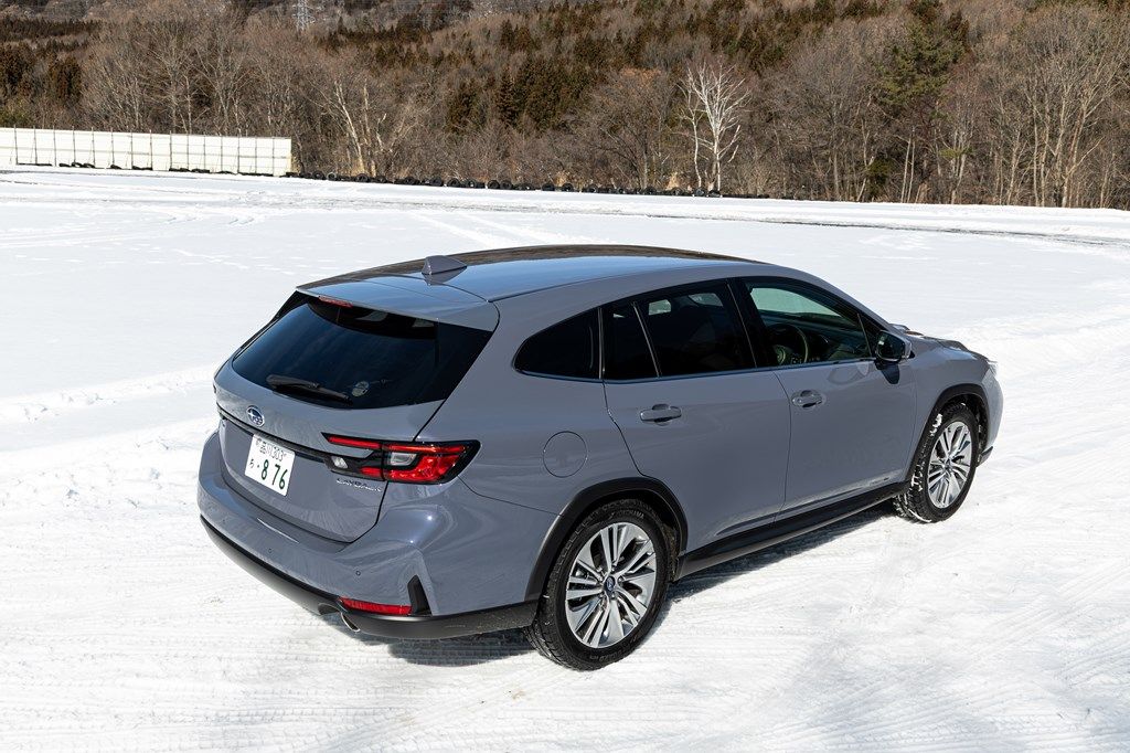 スバル「レヴォーグ レイバック」のディテール（写真：三木 宏章）