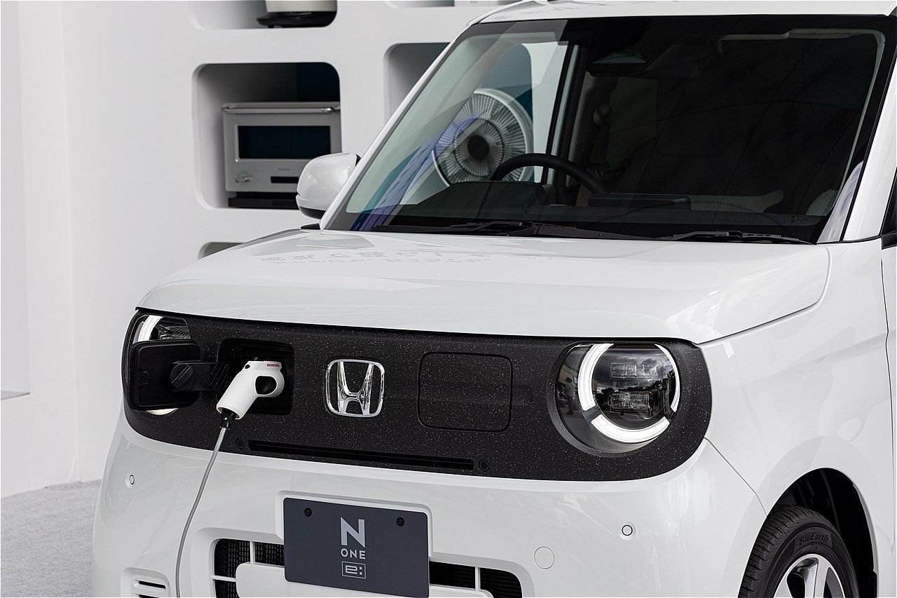 ホンダの新型軽乗用EV「N-ONE e:」（写真：三木 宏章）