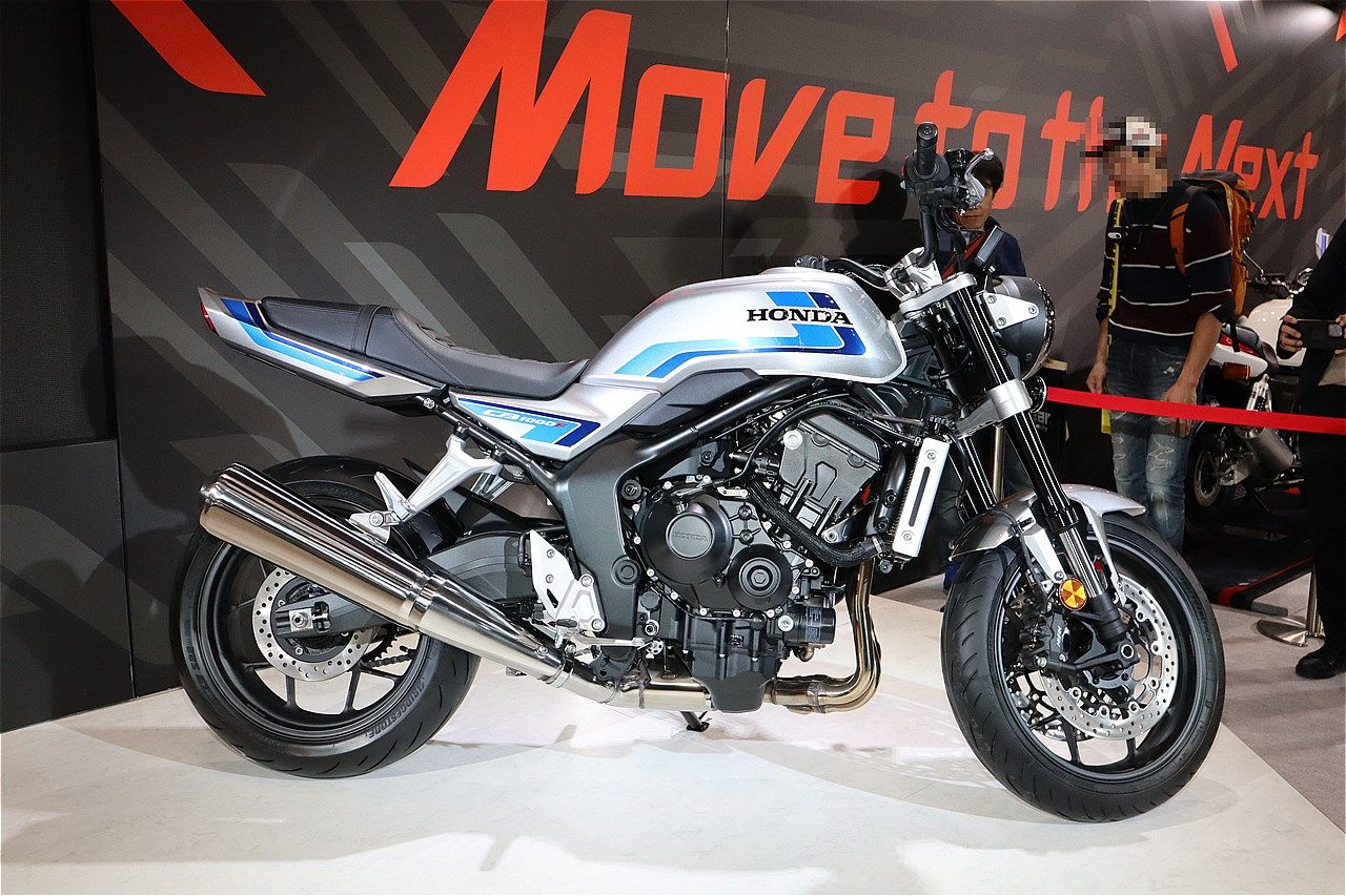 第52回 東京モーターサイクルショーに展示されたホンダ「CB1000Fコンセプト」(筆者撮影）