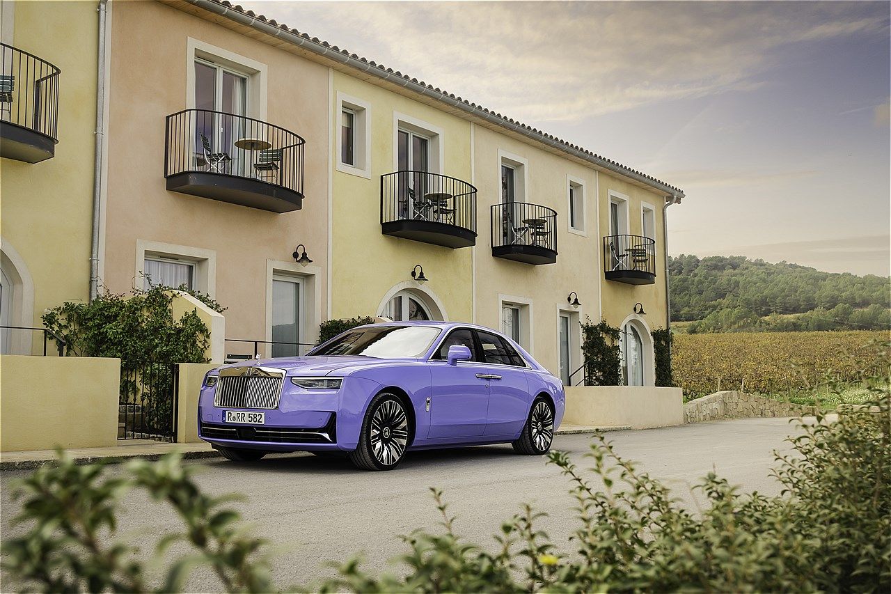 ロールス・ロイス「ゴースト・シリーズⅡ」のVANGUARD - Boracai Blue（写真：Rolls-Royce Motor Cars）