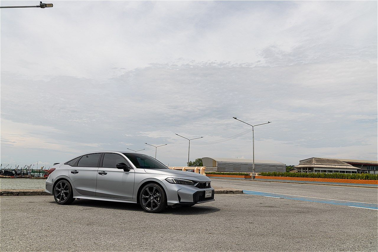 タイで試乗したホンダ「シビック e:HEV RS」（写真：筆者撮影）