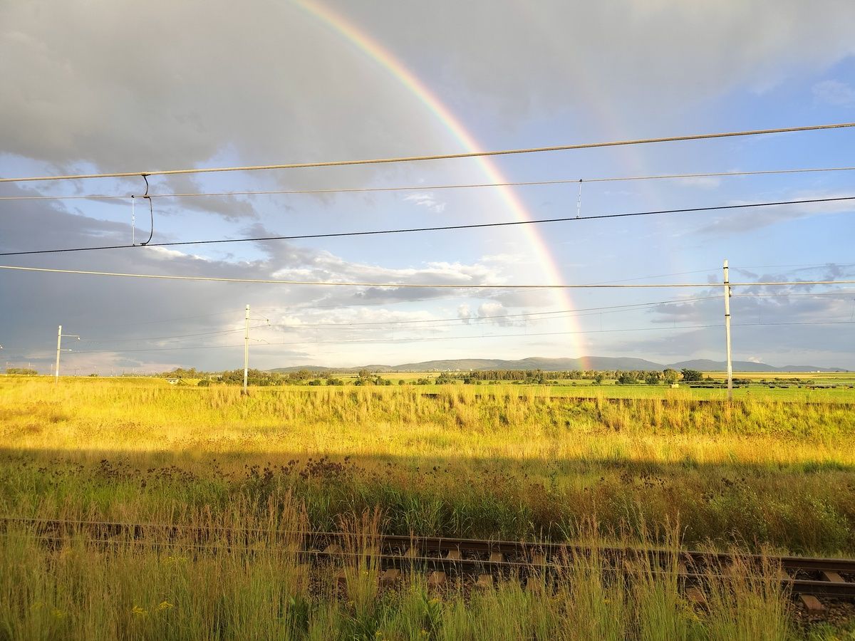 雨上がりのダブルレインボー（写真：筆者撮影）