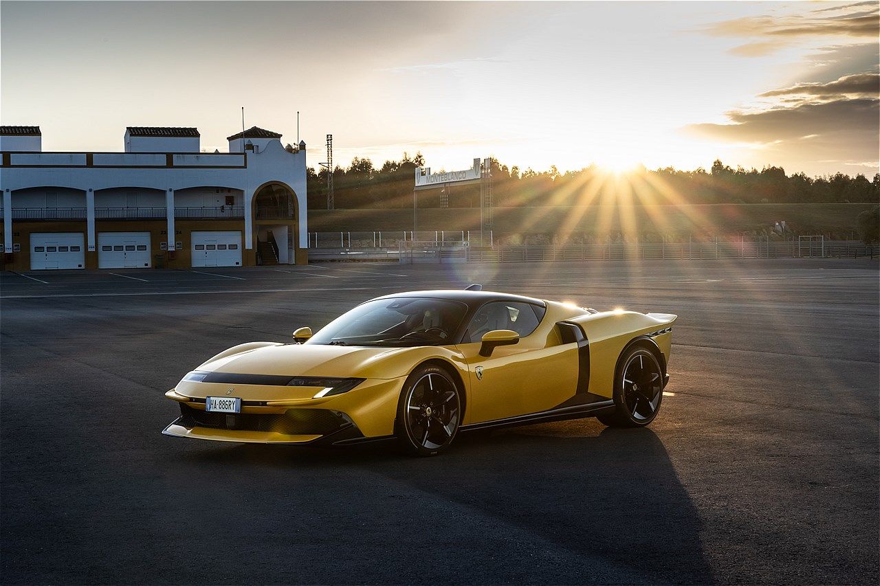 フェラーリの新型車「849テスタロッサ」（写真：Ferrari Japan）