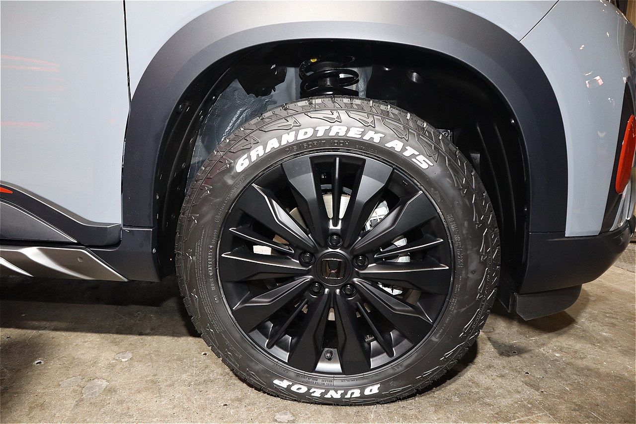 ホンダ「WR-VトレイルスポーツHRCコンセプト」（写真：筆者撮影）