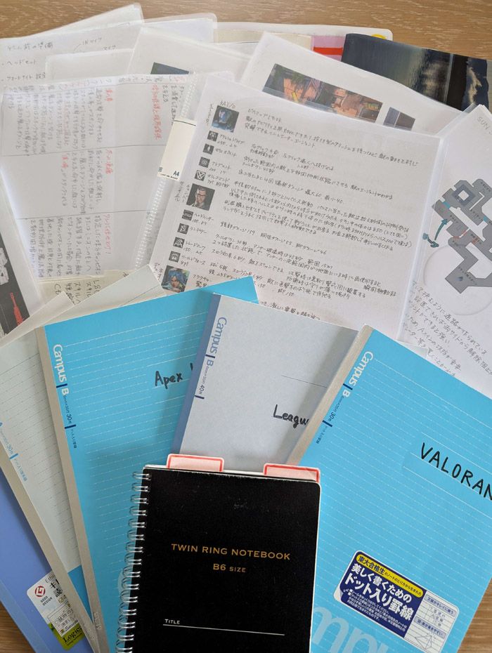 NAGIさんがこれまでにまとめてきたノートやメモ（写真：NAGIさん） 