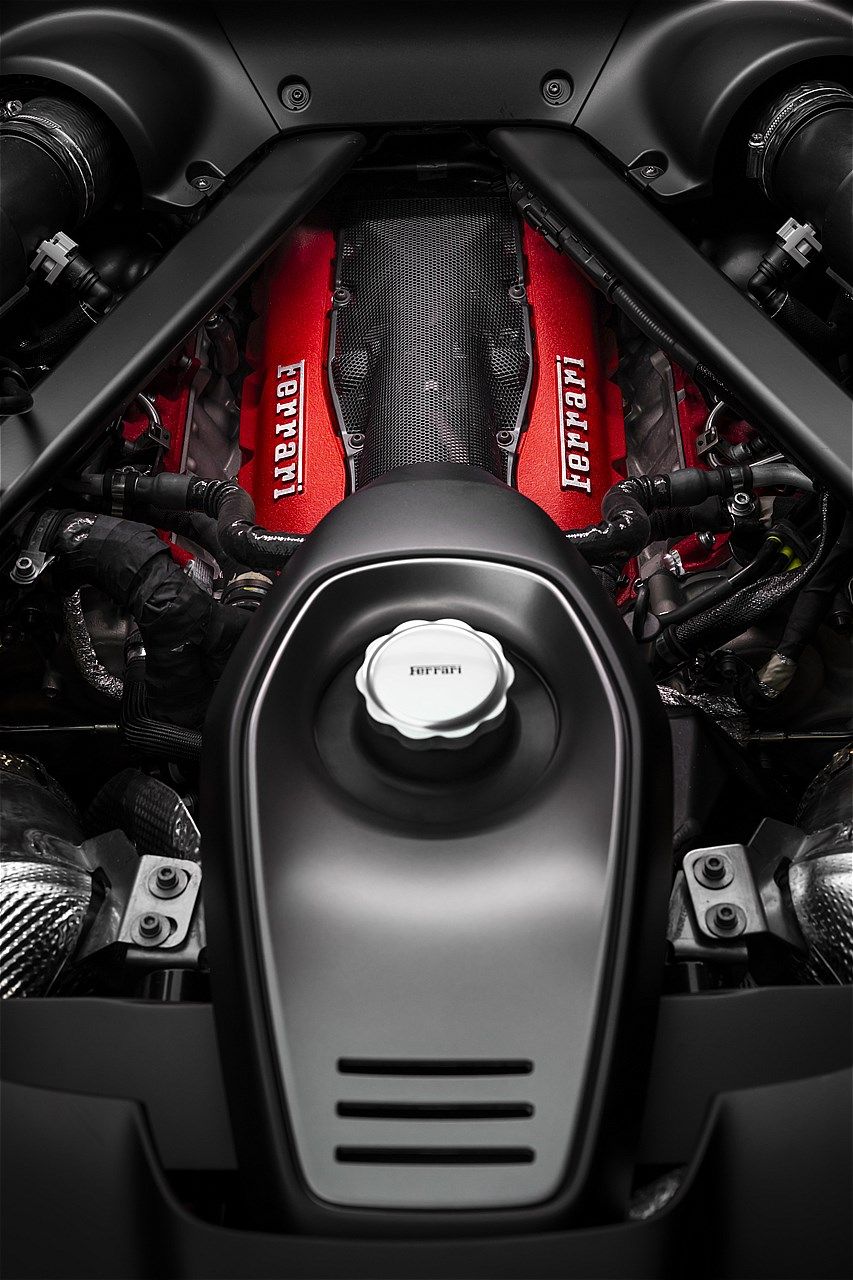 フェラーリ「849テスタロッサ」（写真：フェラーリ・ジャパン）