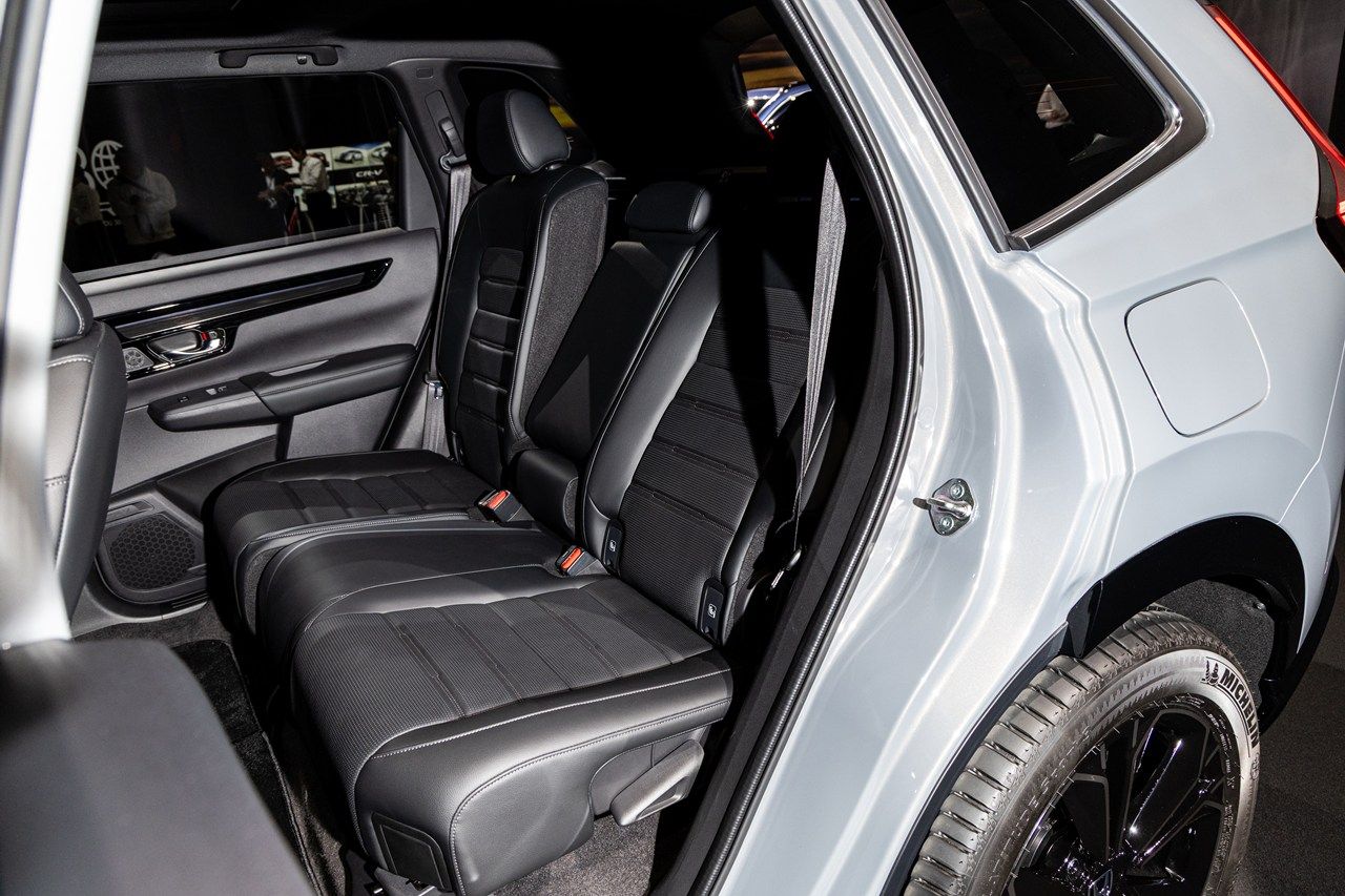 ホンダ新型「CR-V e:HEV」（写真：三木 宏章）