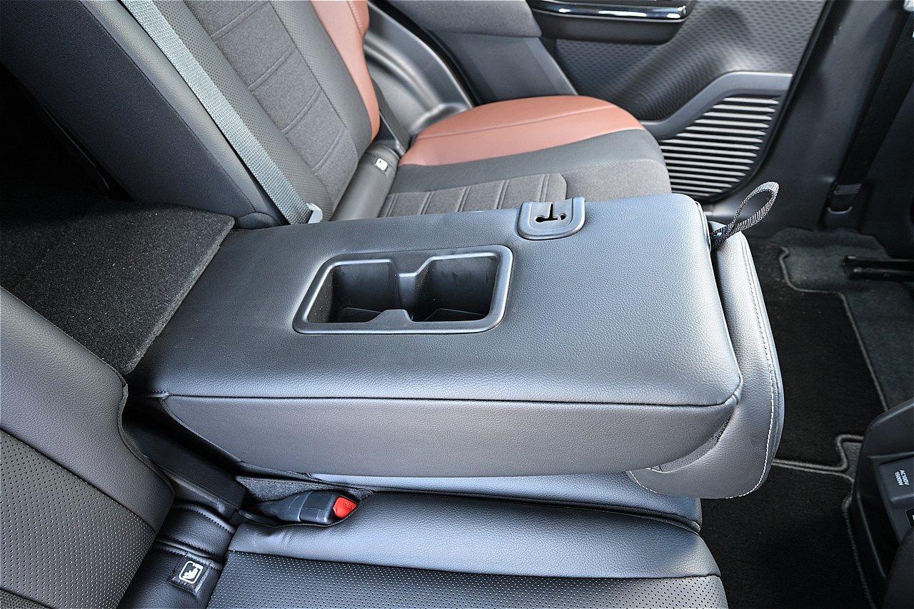 スズキの新型「eビターラ プロトタイプ」（写真：スズキ）