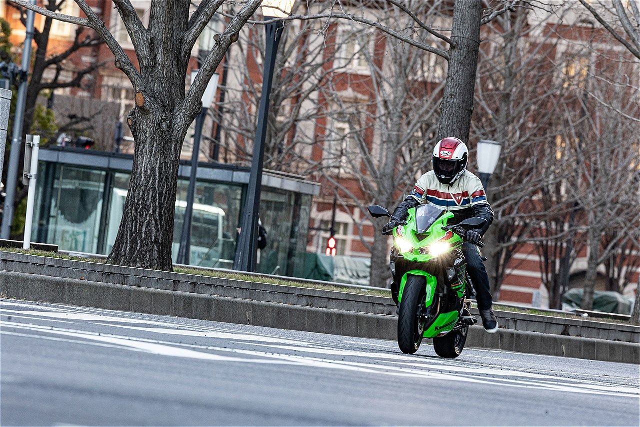 カワサキモータースジャパンのスーパースポーツモデル「Ninja ZX-4RR KRT EDTION」（写真：三木宏章）