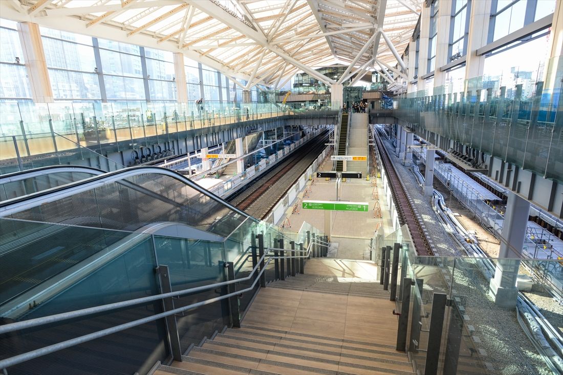 工事中の高輪ゲートウェイ駅＝2019年11月（撮影：大澤誠）