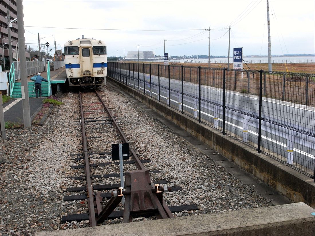 香椎線の終点、宇美駅にたたずむ列車（撮影：南正時）