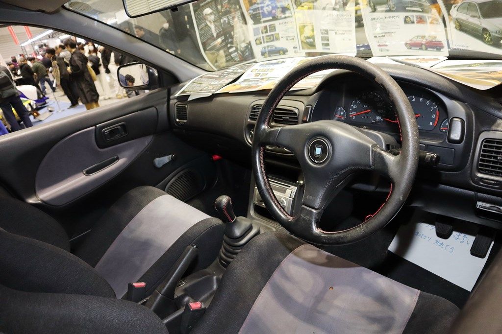 ノスタルジック2デイズ2026で新サービス「スバル ヘリテージサービス」をプロモーションしたスバル（写真：筆者撮影）