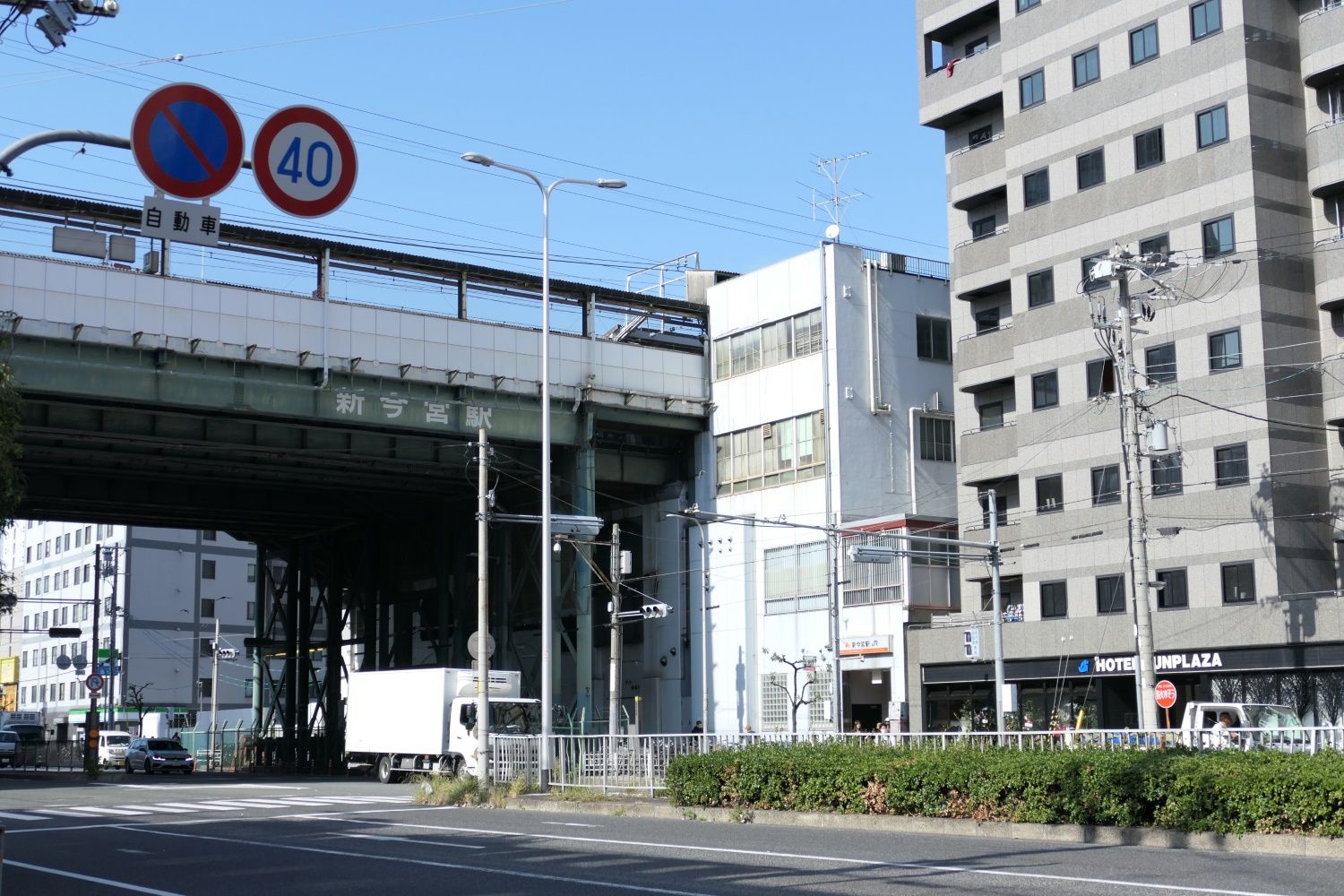 南海新今宮駅の高架