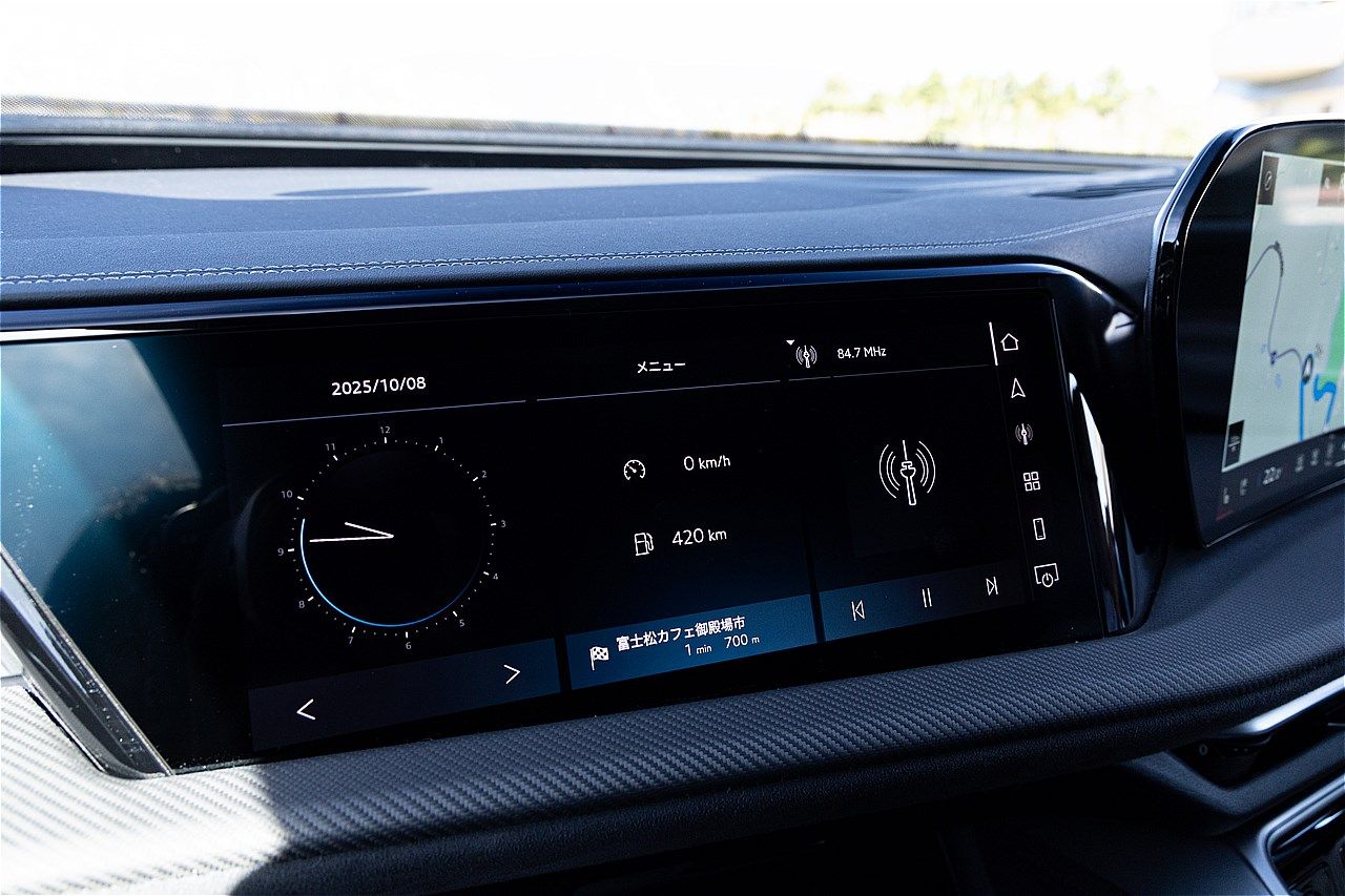 アウディの新型「SQ5スポーツバック」（写真：三木 宏章）