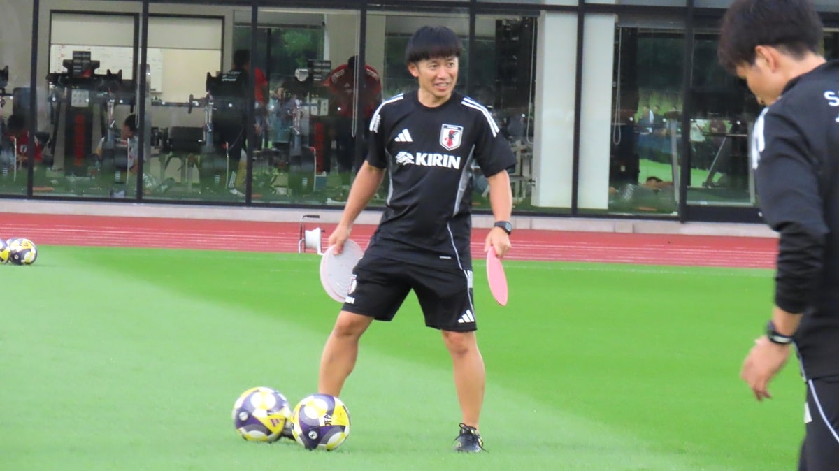 ピッチ内でも仕事が待っている