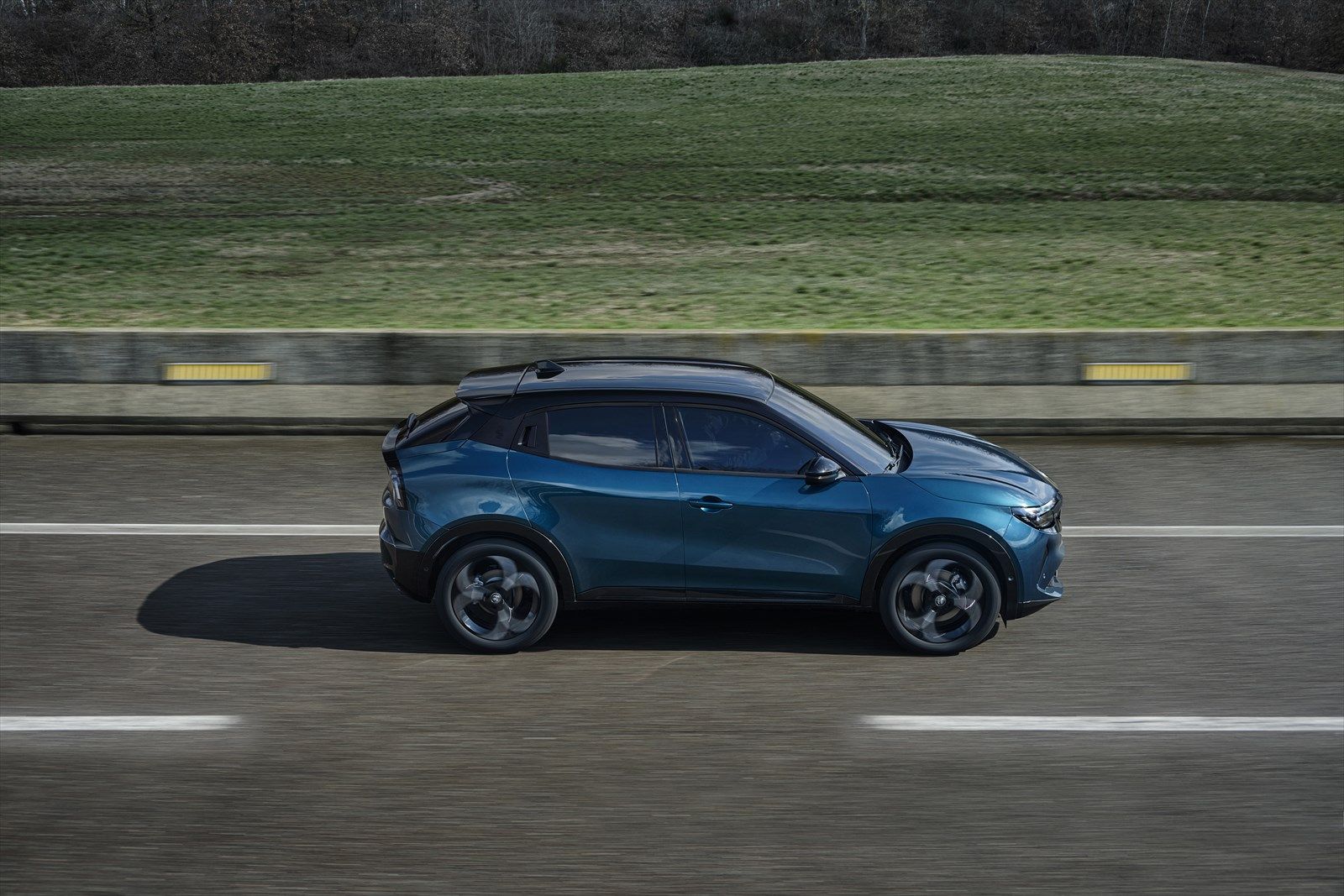 Alfa Romeo JUNIOR（写真：Stellantis）