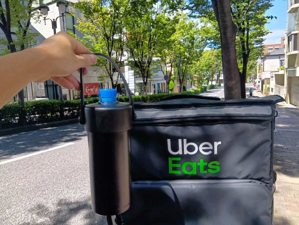 阪神線芦屋駅前の並木通り（筆者撮影）