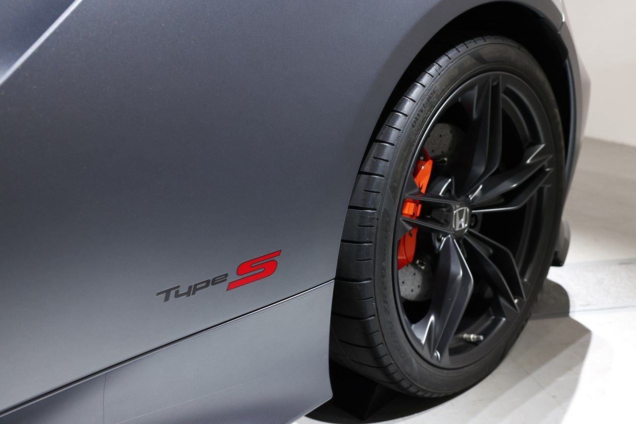 世界限定350台、日本では限定30台で販売されるホンダ「NSX タイプS」(撮影:尾形文繁)