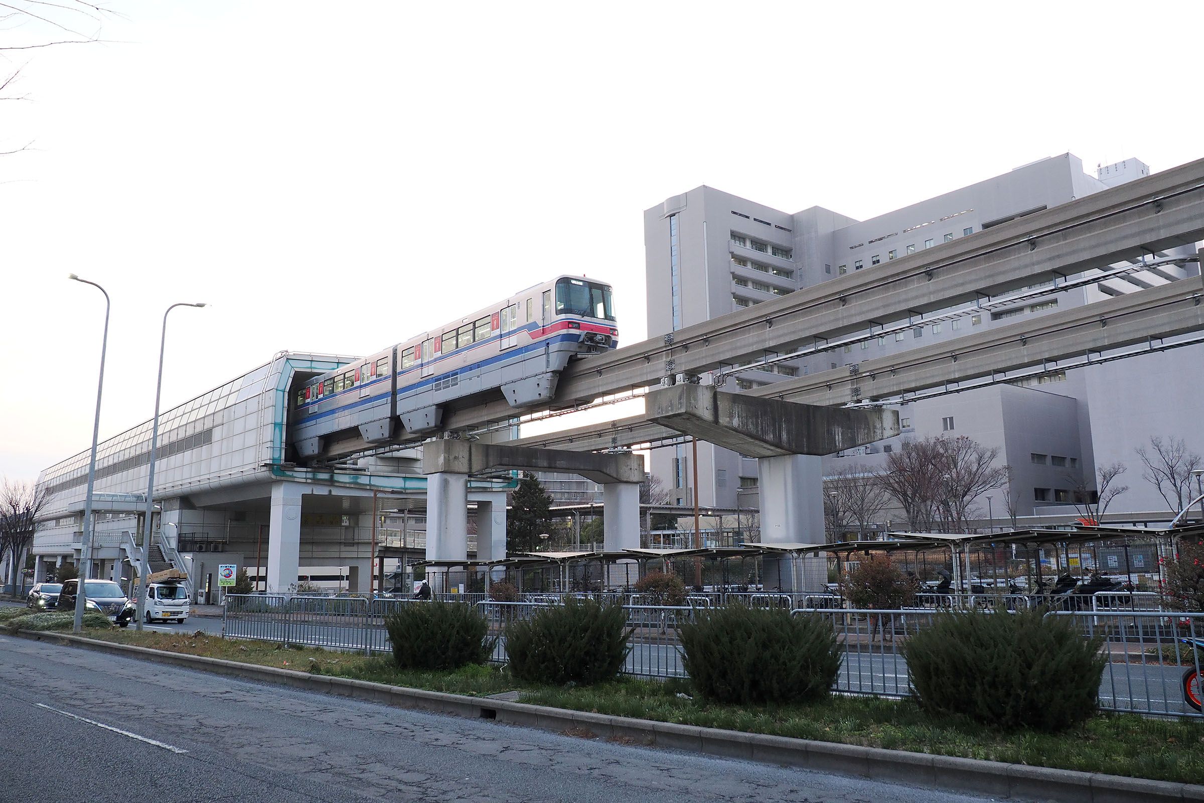 大阪モノレール　阪大病院前駅