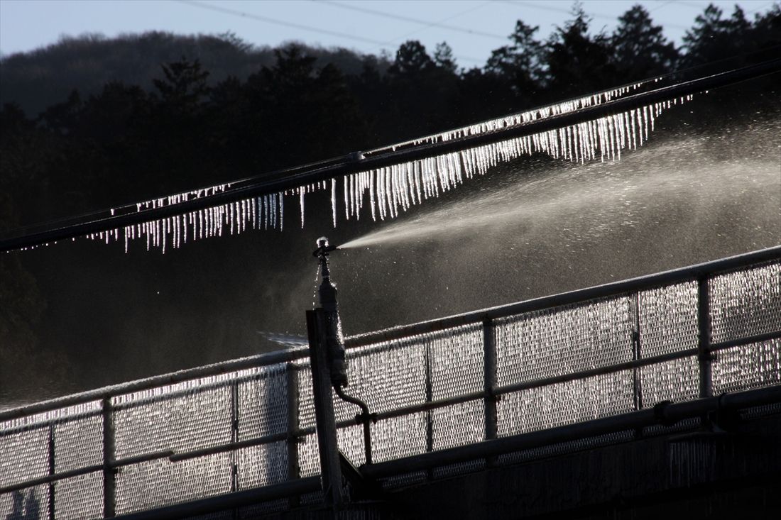 関ケ原付近の新幹線融雪装置（撮影：南正時）