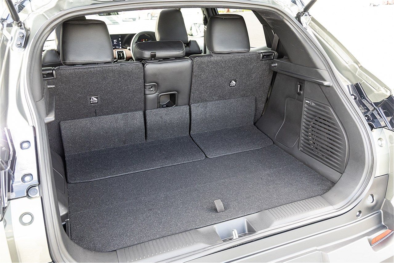 スズキの新型「eビターラ プロトタイプ」（写真：三木 宏章）