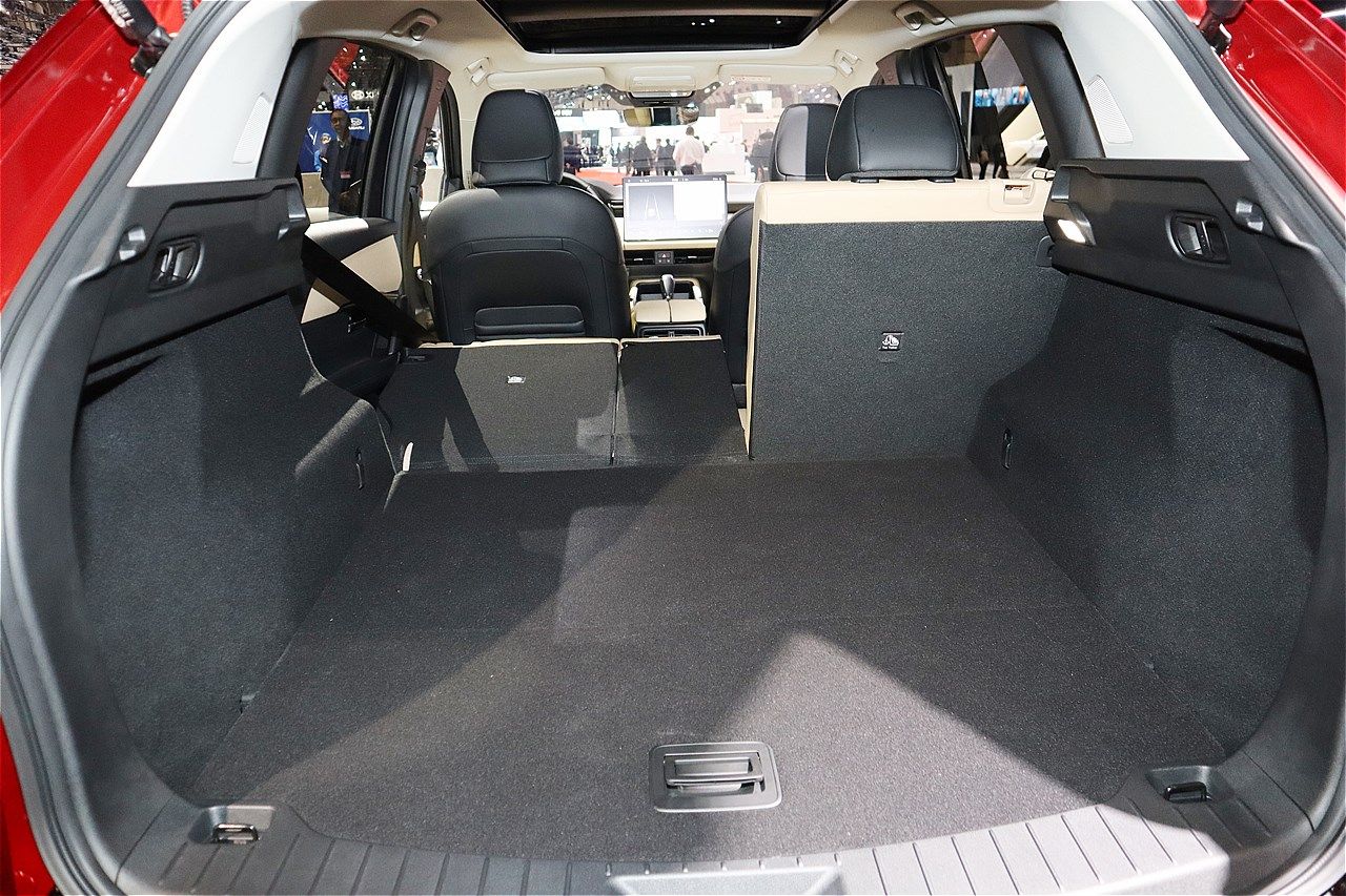 ジャパンモビリティショー2025に展示されたマツダの新型「CX-5」（筆者撮影）