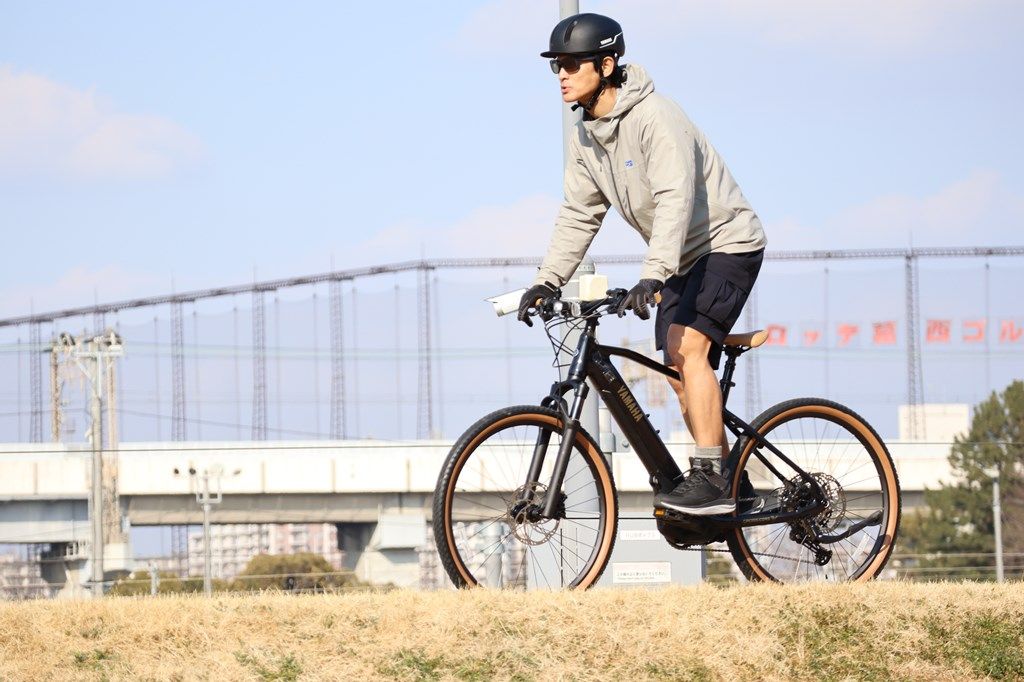 ヤマハの新型スポーツ電動アシスト自転車「クロスコアRV」（写真：筆者撮影）