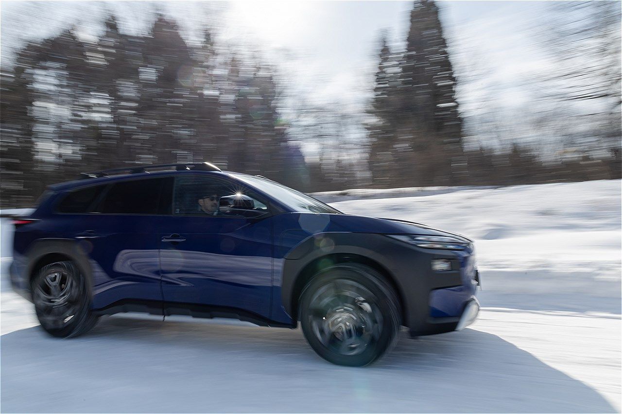 2026年4月上旬に正式発表予定、スバル新型BEV「トレイルシーカー」のプロトタイプ（写真：三木 宏章）