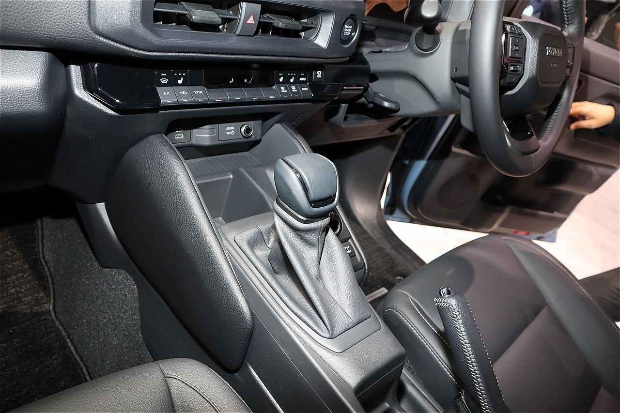 ジャパンモビリティショー2025に展示されていたトヨタ「ランドクルーザーFJ」（筆者撮影）