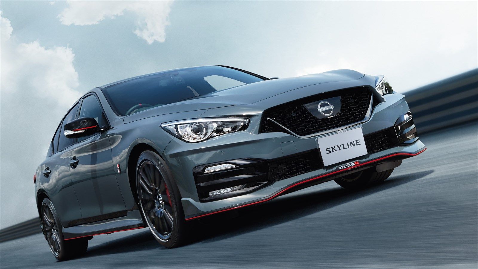 スカイラインNISMO（写真：日産自動車）