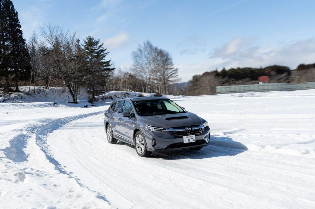 スバル「レヴォーグ レイバック」のディテール（写真：三木 宏章）