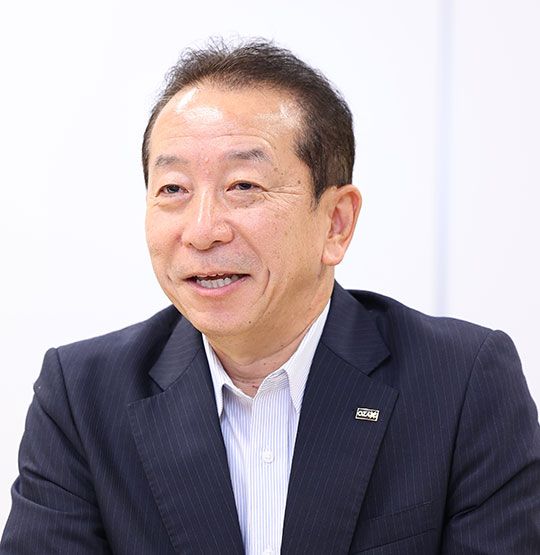 OZAX副社長 尾嵜敏万氏