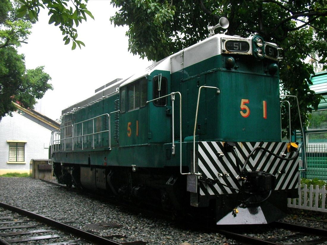 かつてKCR（現・MTR東鉄線）で使われていたディーゼル機関車。現在は香港鐡路博物館に保存されている（編集部撮影）