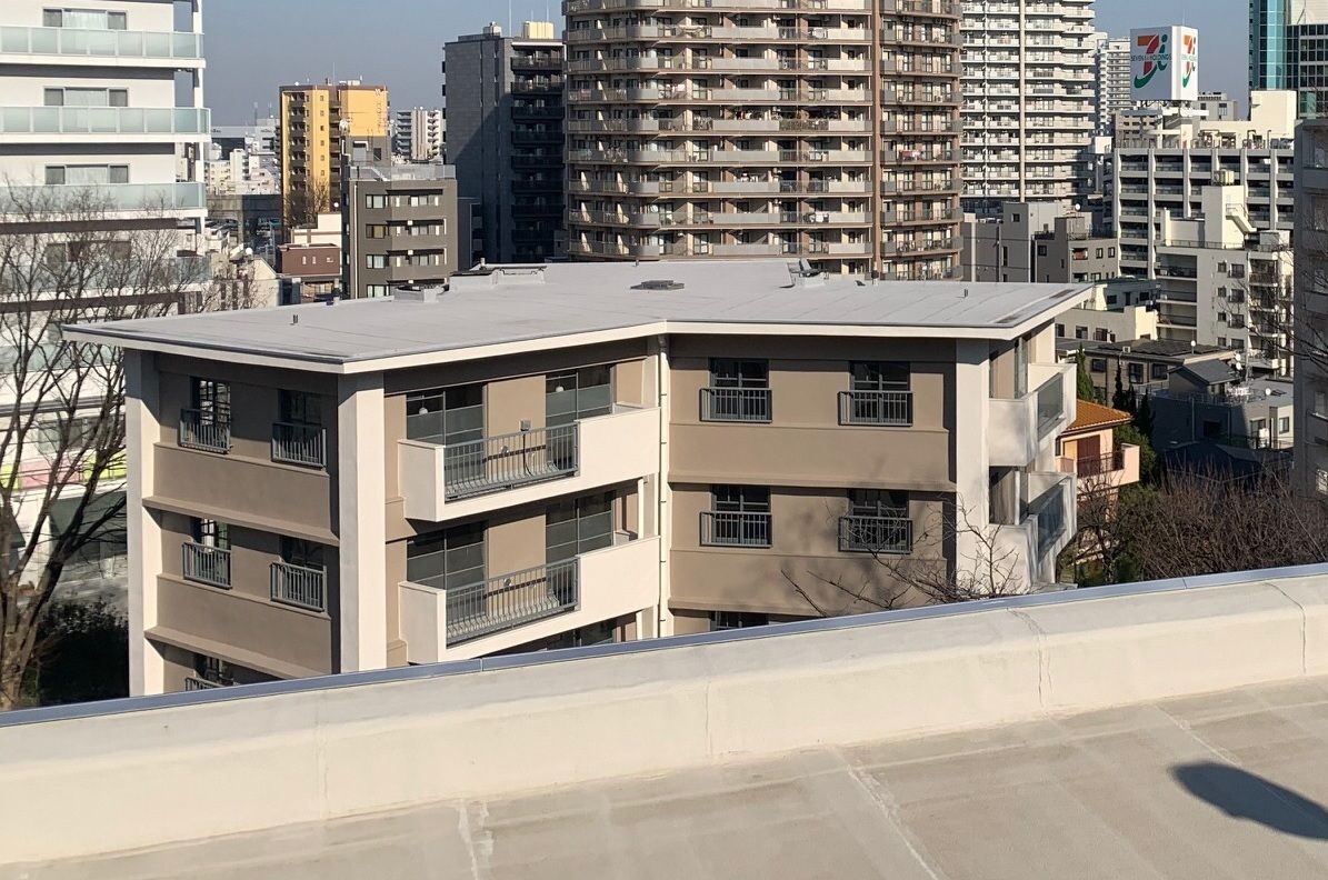 屋上から見たスターハウス（写真：UR都市機構提供）