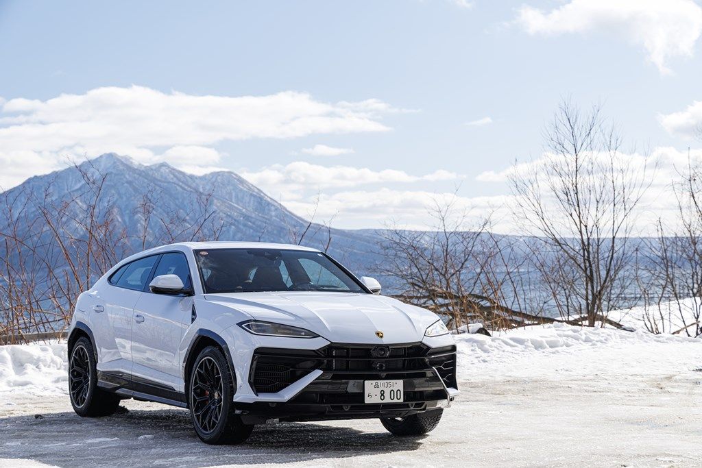 ランボルギーニ「ウルスSE」（写真：Lamborghini）