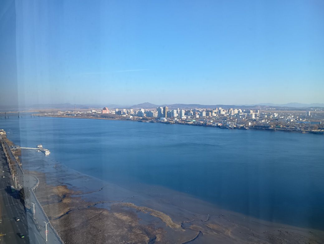 北朝鮮の街並み（筆者撮影）