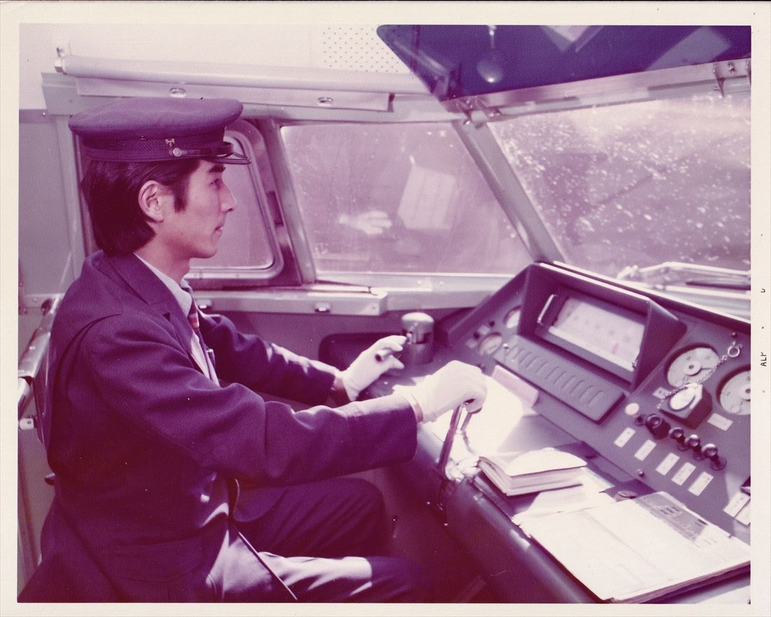 0系新幹線の運転風景(写真提供:にわあつし)