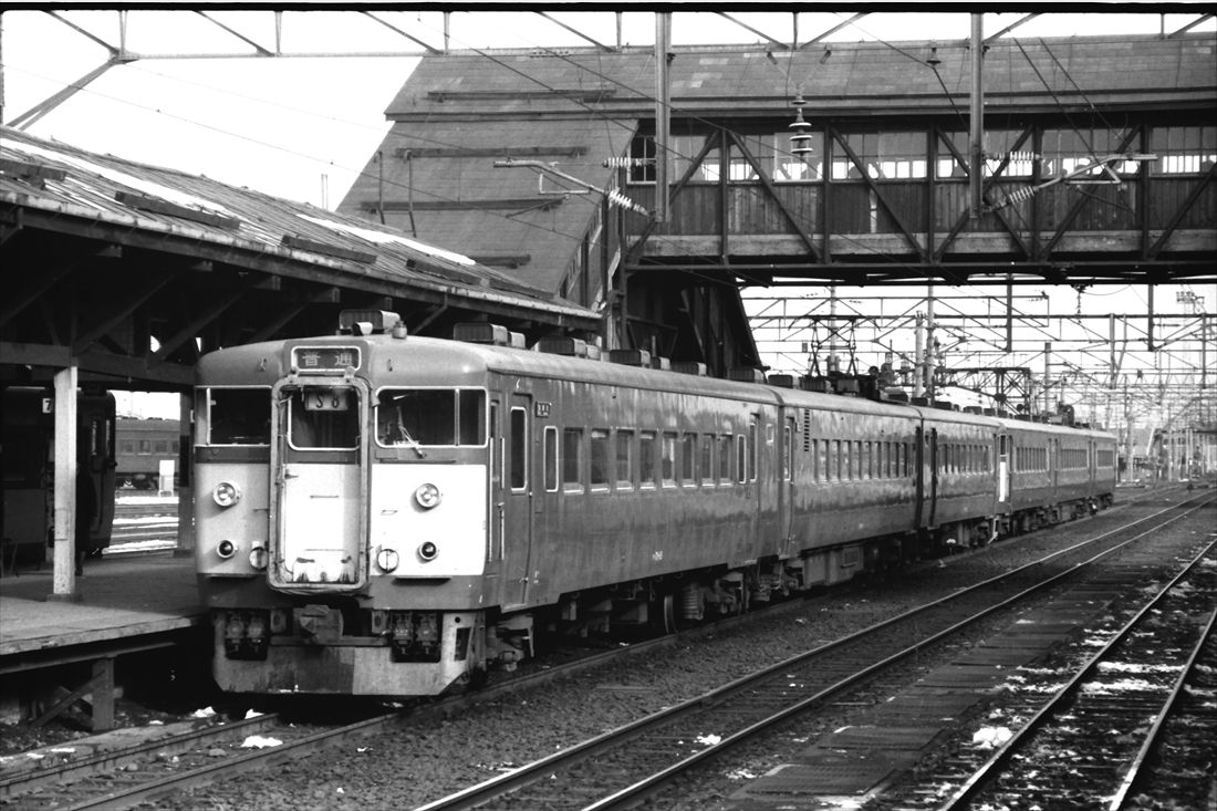 函館本線電化時に投入された北海道向け交流電車の711系（撮影：南正時）
