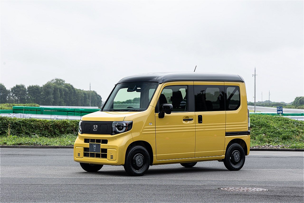 ホンダ「N-VAN e:」のディテールなど（写真：三木宏章）