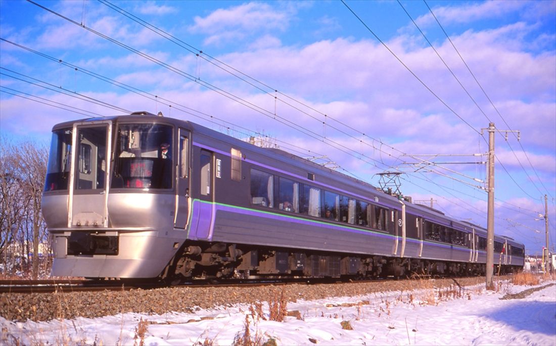 JR北海道が新型785系で1990年に運転開始した「スーパーホワイトアロー」（撮影：南正時）