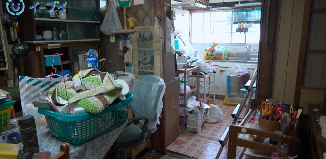 モノ屋敷