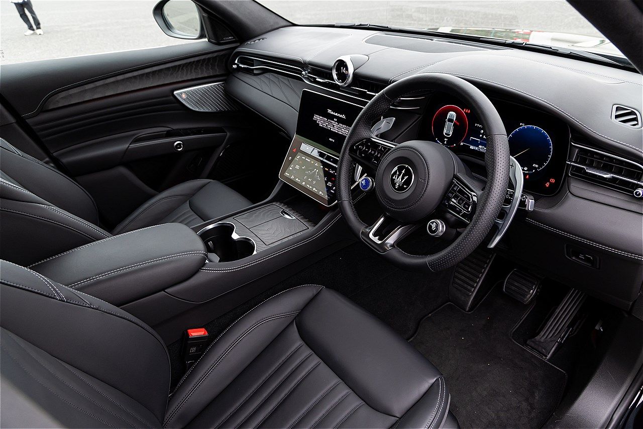 マセラティ「グレカーレ エッセンツァ」（写真：三木 宏章）