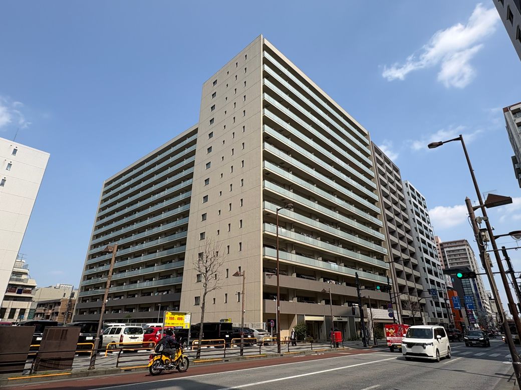 イノウエ百貨店跡地もマンションに（写真：筆者撮影）
