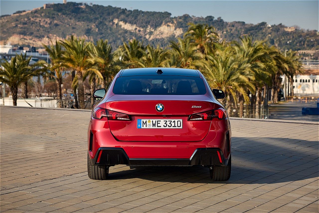 BMWの新型「2シリーズ グランクーペ」（写真：BMW）