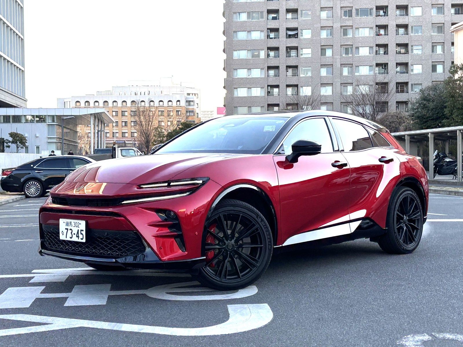 トヨタ「クラウンスポーツPHEV」（写真：桃田健史）