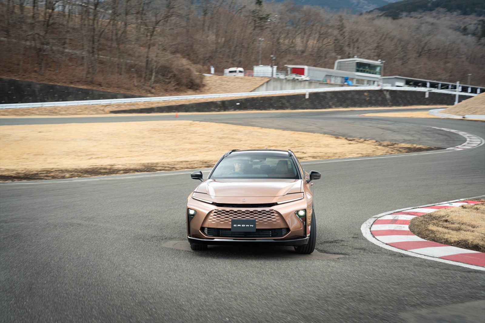 クラウン エステート（写真：トヨタ自動車）