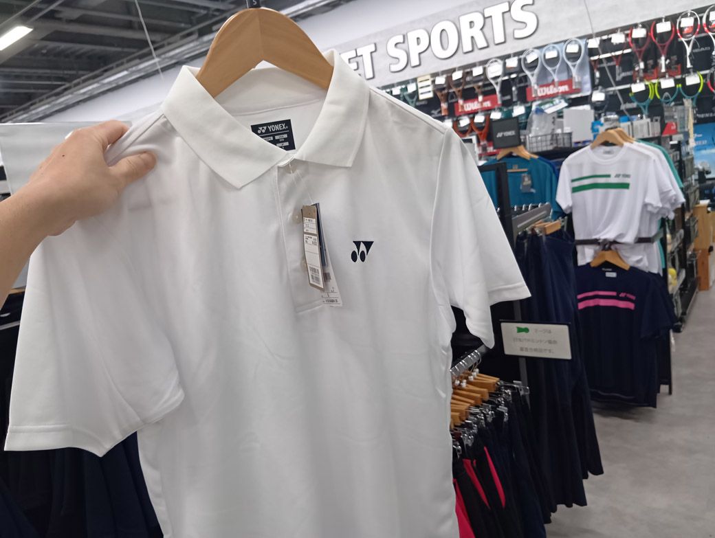 白もカッコイイけど、うーん（筆者撮影）